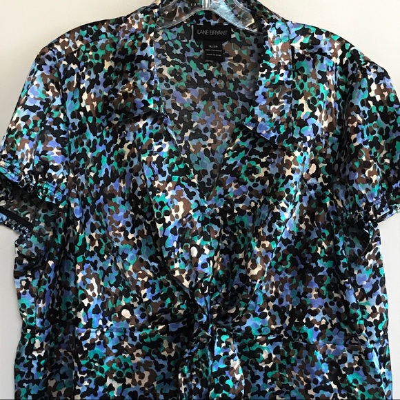 Lane Bryant BLUE SATINY TOP W RUFFLED CAP SLEEVE - Picture 2 of 9